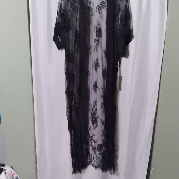 Robe black lace - Picture 2 of 4